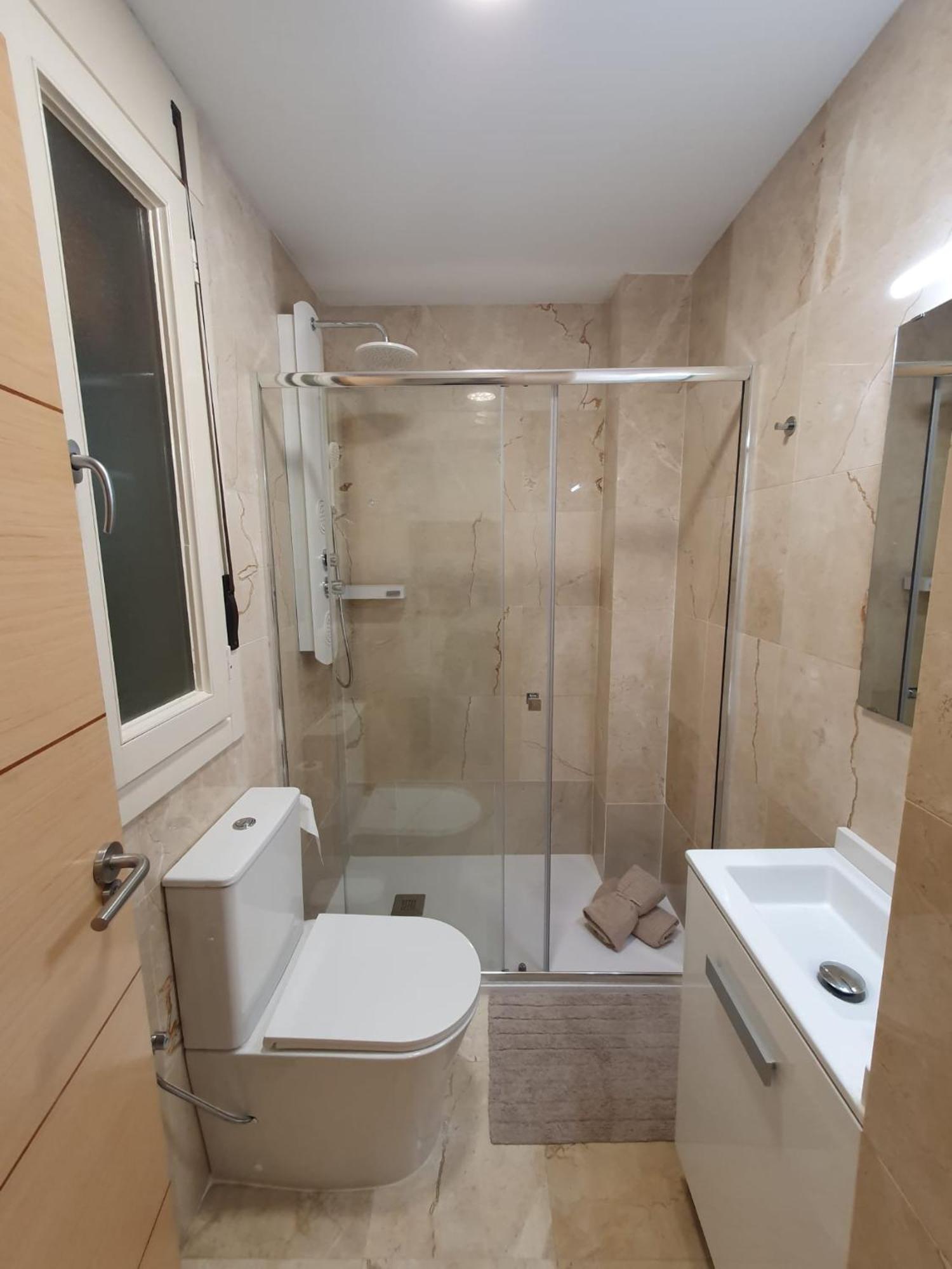 Apartmentsnoa Малага Экстерьер фото